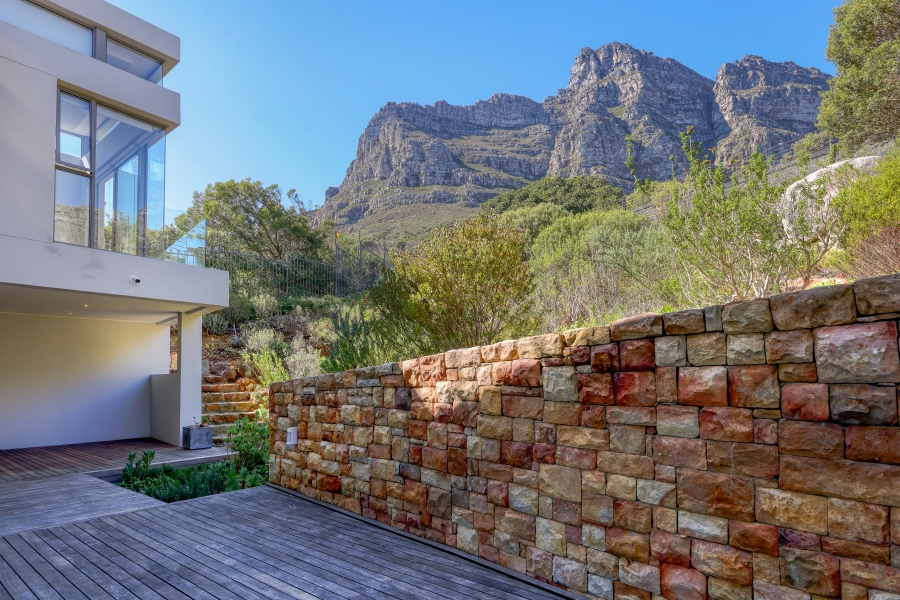 5 Bedroom Property for Sale in Camps Bay Western Cape